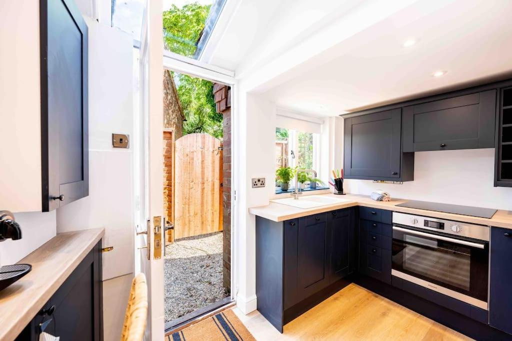 The Lymington Sailor'S Cottage Esterno foto